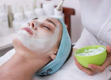 Facial Services, Beauty Salon, Eye makeup services, Beauty Land Services, Beauty Land Salon, BC