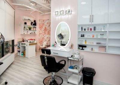 beautyland salon interior