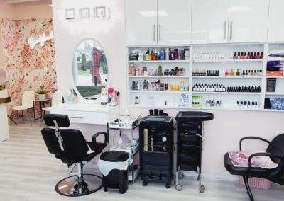 beautyland hair and beauty salon interior